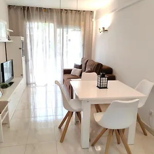 Apartamento Luminoso En Con Terraza Y Parque Infantil Ideal Familias, Salou